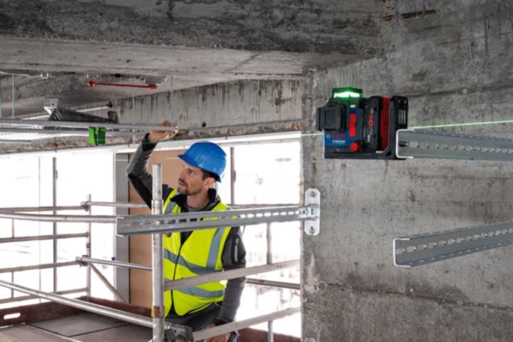 Produktbild Bosch Professional Linienlaser GLL 18V-120-33 CG