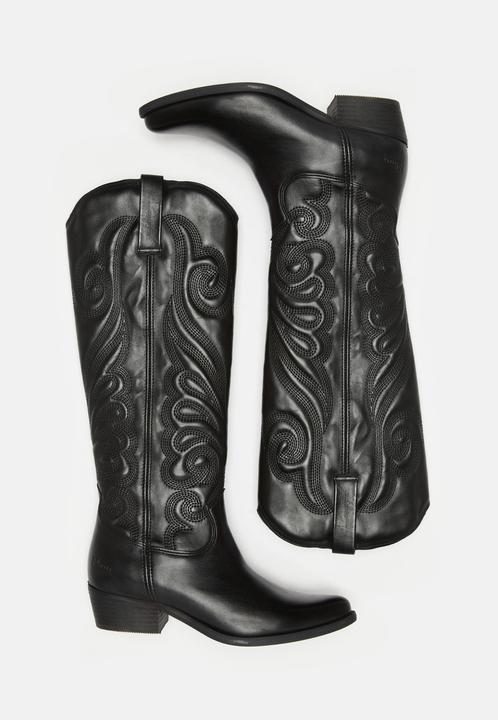 Actual product image Felmini The cowboy boot with heel from, is characterised by beautiful embroidery on the shaft (39)