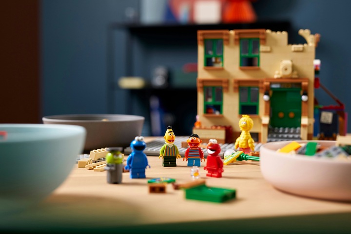 Actual product image LEGO 123 Sesame Street (21324, LEGO Ideas, LEGO Rare Sets)