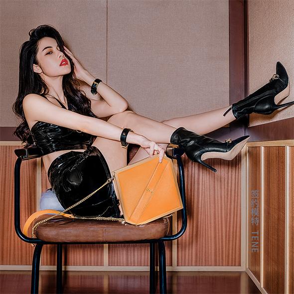 Produktbild Lockink Mysterious Square Kink Bag braun