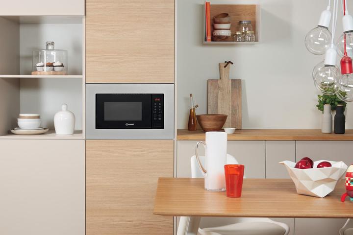 Actual product image Indesit MWI 120 GX Integrated Grill Microwave Stainless Steel (20 l)