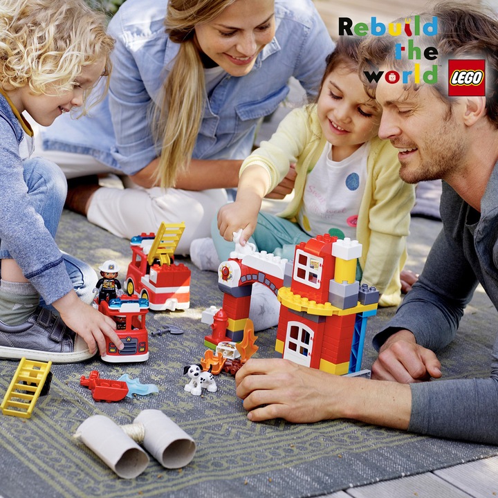 Actual product image LEGO DUPLO fire station (10903)