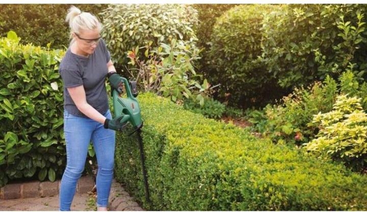 Produktbild Bosch Home & Garden Heckenschere UniversalHedgeCut 50 (Netzbetrieb)