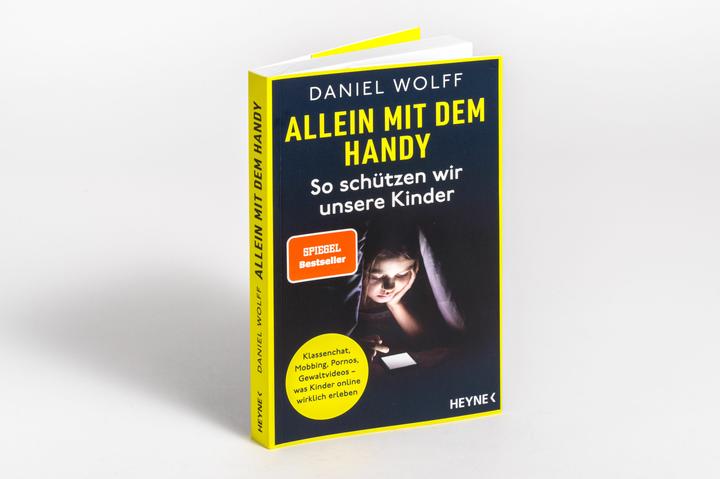 Actual product image Allein mit dem Handy: So schützen wir unsere Kinder (German, Daniel Wolff, 2024)