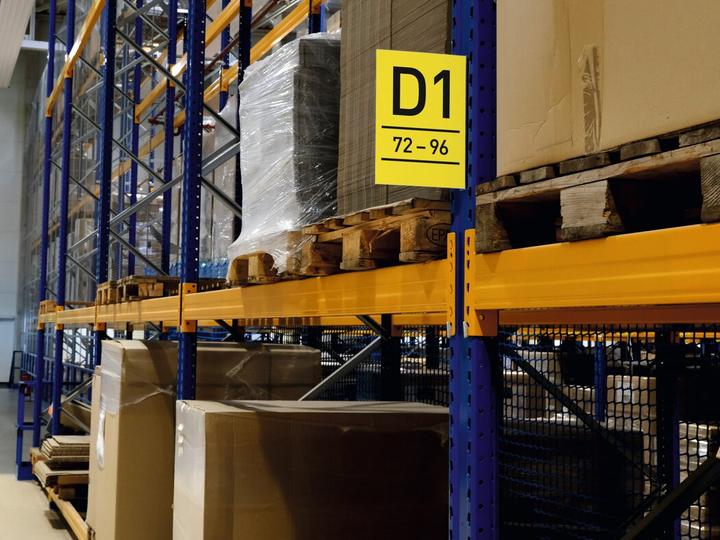 Actual product image Durable Gangschild selbstklebend A4 hoch 10 stk