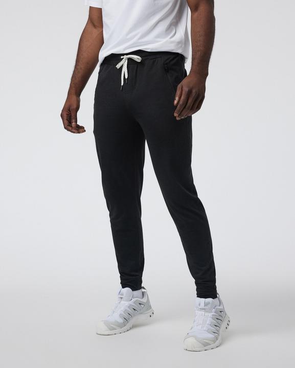 Actual product image Vuori Ponto Performance Jogger (M)