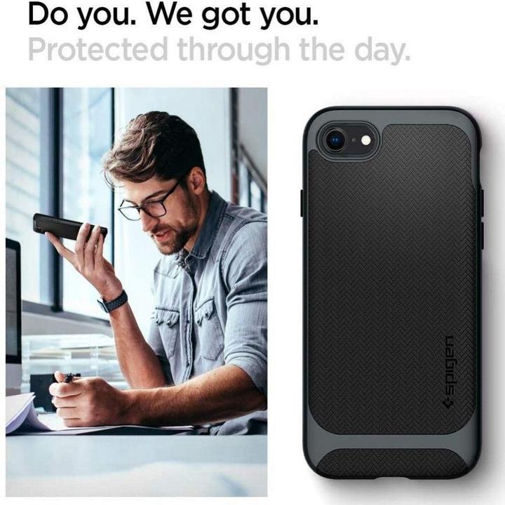 Actual product image Spigen Neo Hybrid (Apple iPhone SE (2nd Gen))