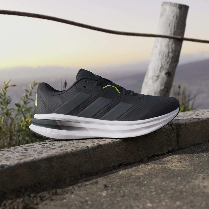 Actual product image adidas Galaxy 7 (42 2/3)