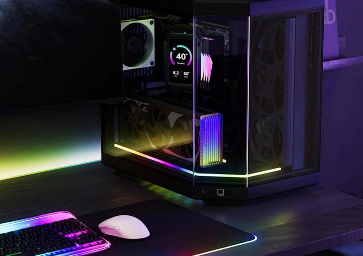 Actual product image Hyte LN70 NOODLE Light Strip, Black (Blue, Green, Red)