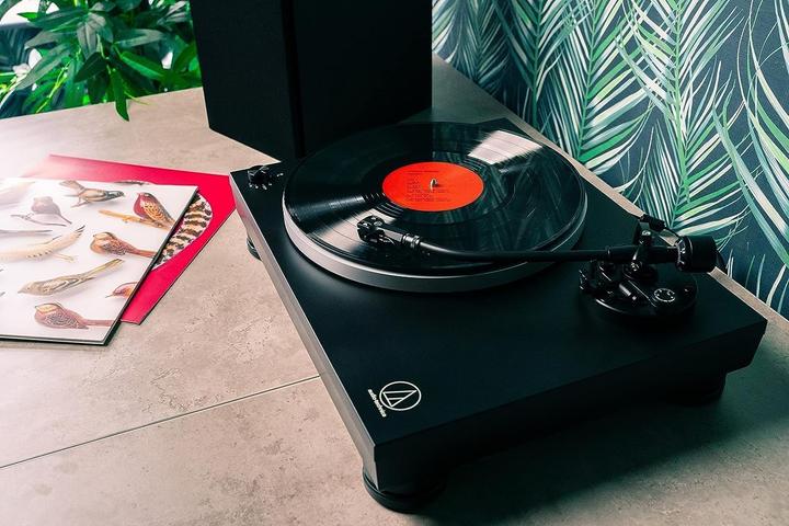 Actual product image Audio-Technica AT-LP5X (Manual)