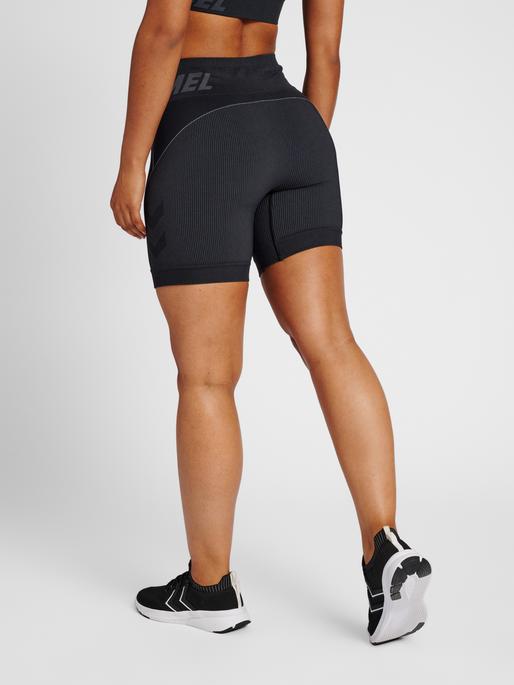 Actual product image hummel Te Christel 2-Pack Seaml Shorts (L)