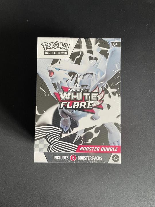 Produktbild Pokémon SV10.5  White Flare (Englisch, Bundle)