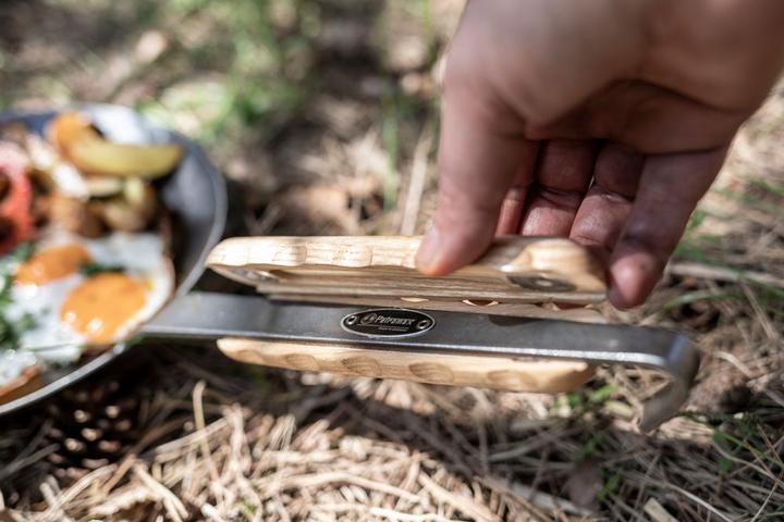 Produktbild Petromax Holzgriff für schmiedeeiserne Pfannen (Holz)