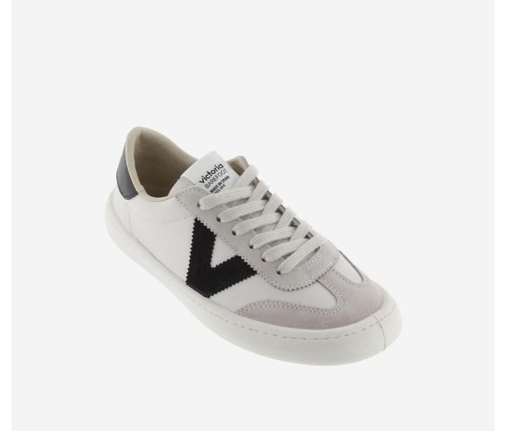 Actual product image Victoria Women's Trainers (36)
