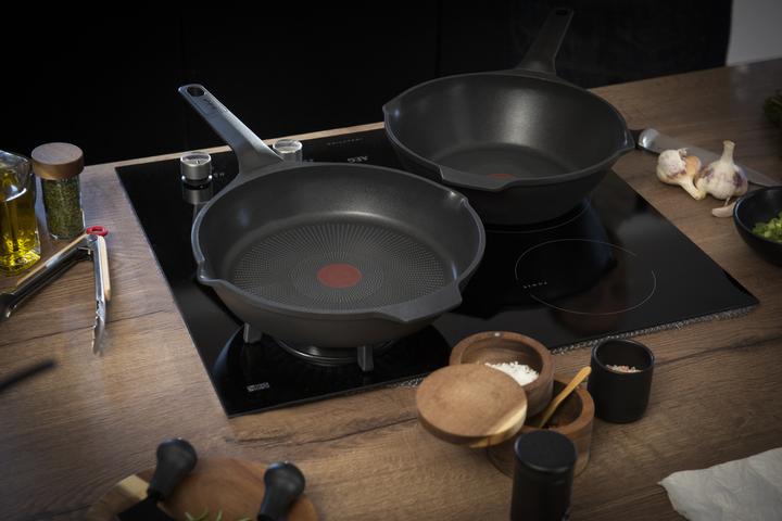 Produktbild Tefal Bratpfanne Robusto (28 cm, Bratpfanne, Aluminiumguss)