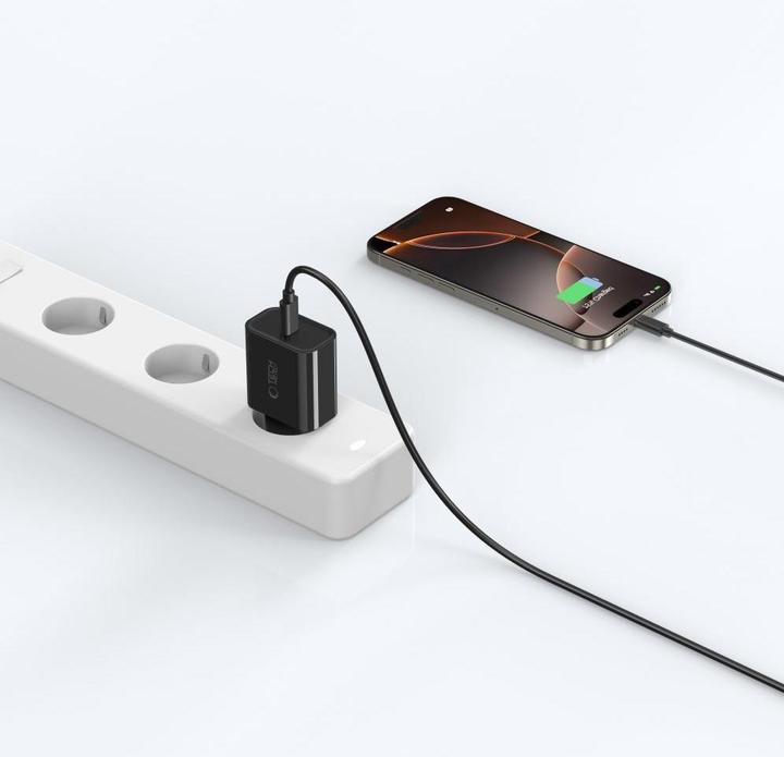 Actual product image Tech-Protect NC20W USB-C 1-Port PD20W Wandladegerät - Schwarz (20 W)