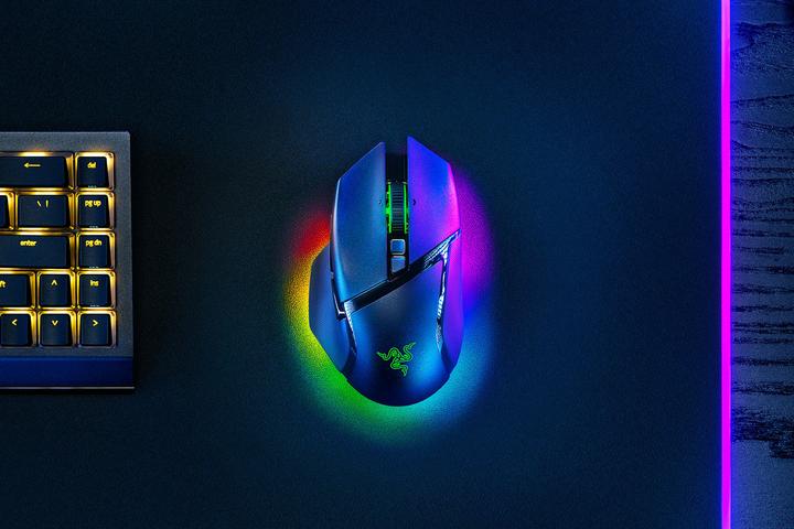 Image du produit Razer Basilisk V3 Pro 35K (Filaire, Sans fil)