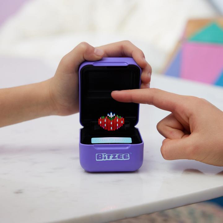 Actual product image Amigo Bitzee - Digital Interactive Pet (Multilingual)