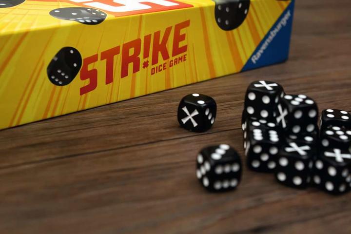 Produktbild Ravensburger Strike (Deutsch, Englisch, Französisch, Italienisch, Niederländisch, Spanisch)