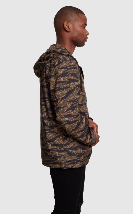 Produktbild Urban Classics Tiger Camo Pull Over (S)