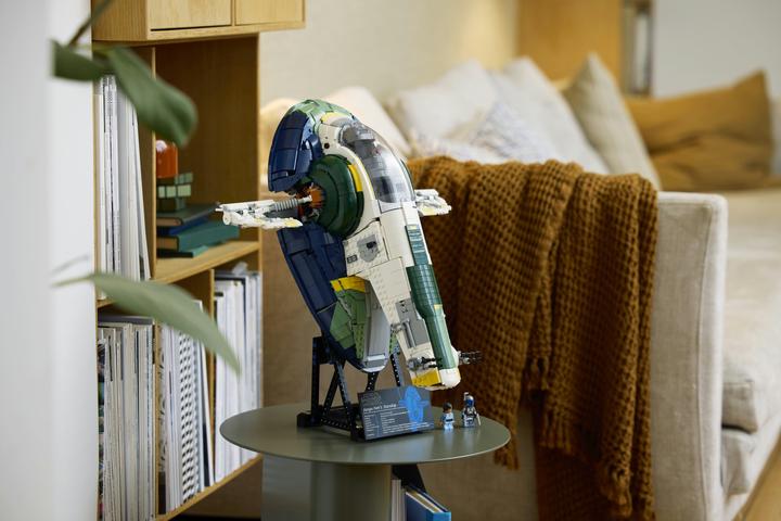 Produktbild LEGO Jango Fetts Sternenschiff der Firespray-Klasse (LEGO Star Wars)