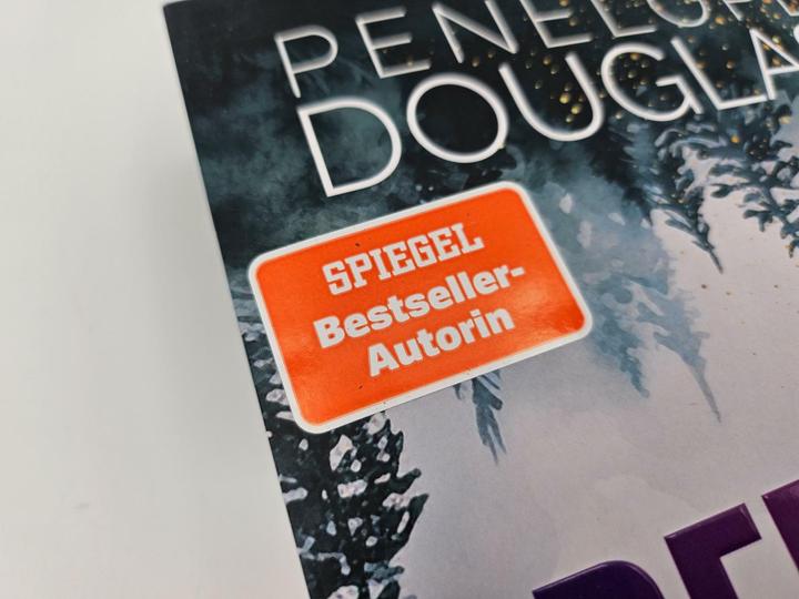 Actual product image Piper Credence – Sie ist tabu, doch Liebe kennt keine Regeln (German, Penelope Douglas, 2025)