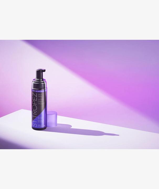 Actual product image St. Tropez Self Tan Ultra Dark Violet Bronzing Mousse (Self tanning foam, 200 ml)