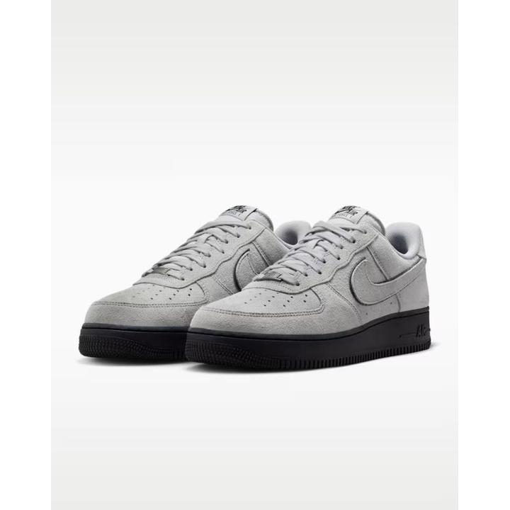 Actual product image Nike Air Force 1 Low (44.5)