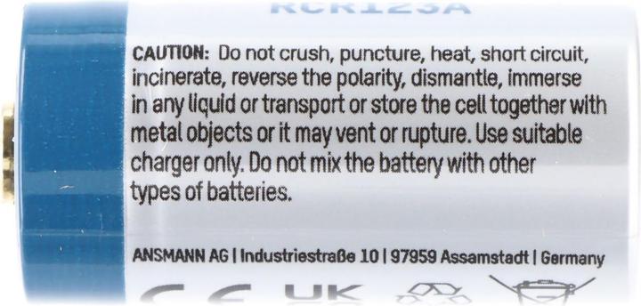 Produktbild Xtar Akku CR123 A 8 Stück und LCD-Schnell-Ladegerät
