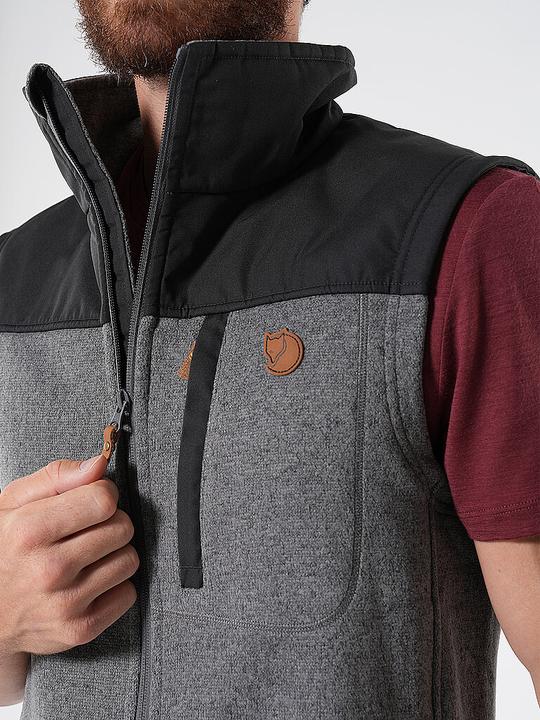 Actual product image Fjällräven Buck Fleece Vest (L)