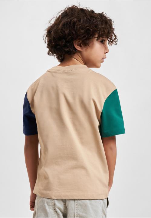 Actual product image Urban Classics Boys Organic Oversized Colorblock Tee - 19581 (134, 140)