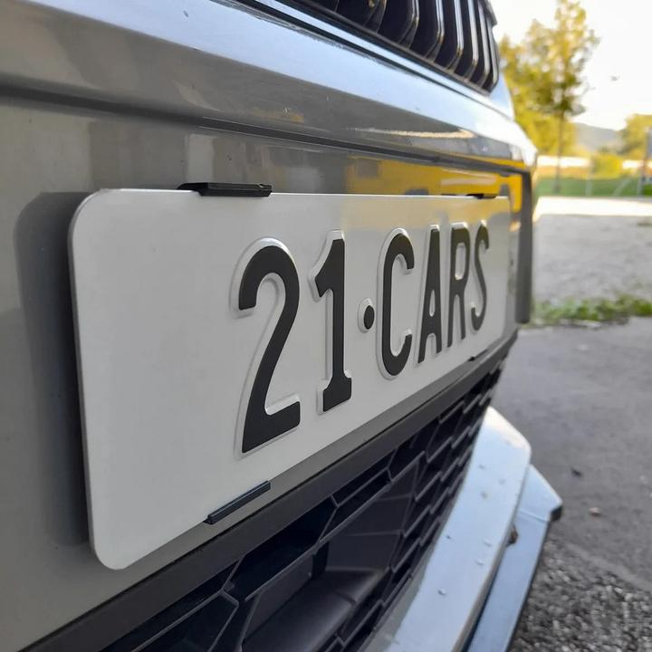Produktbild 21cars Klick Kennzeichenhalter Hochformat (Front + Heck, Hochformat)