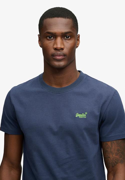 Produktbild Superdry t-shirt essential logo eb (M)