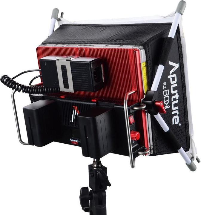 Produktbild Aputure Amaran Tri-8c V-mount (Flächenleuchte)