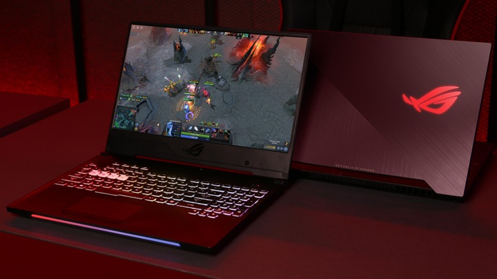 Actual product image ASUS ROG Strix Scar II GL504GM-ES155T (15.60", Intel Core i7-8750H, 16 GB, 256 GB, CH)
