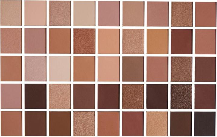 Actual product image Makeup Revolution Maxi Reloaded Eyeshadow Palette Color 45X1.35 Gr (45X1.35)