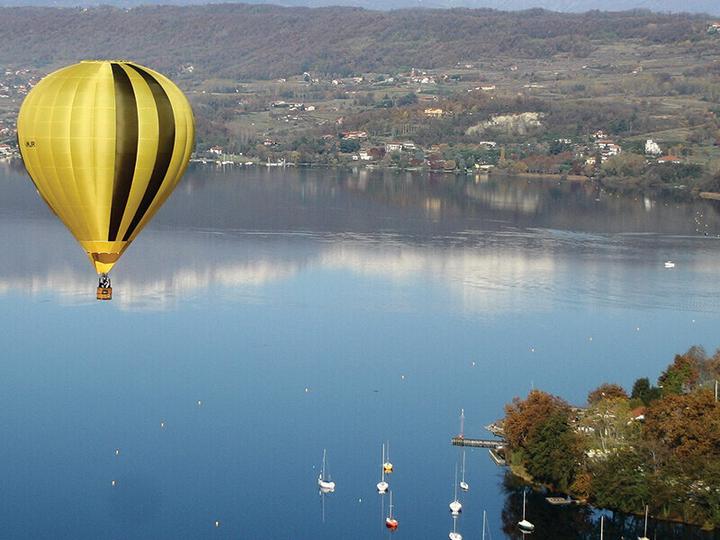 Actual product image Smartbox Hot air balloon ride in northern Italy for 2 people (2 pers.)