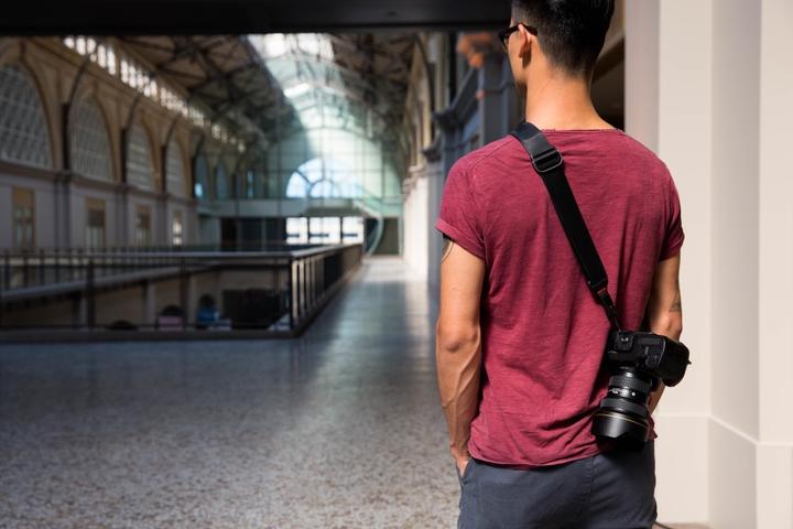 Actual product image Peak Design Slide (Neck belt, Shoulder strap, Wrist strap)