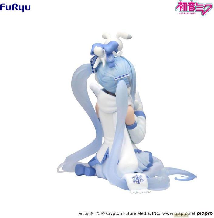 Actual product image Furyu Hatsune Miku Noodle Stopper PVC Statue Snow Miku Sky Town 10th Ver. 15 cm