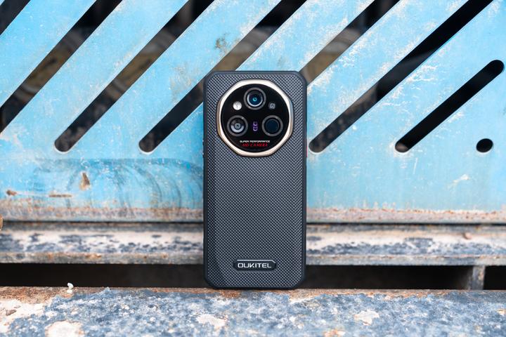 Image du produit Oukitel WP55 Ultra Thermal 5G Phone, 512GB/12GB, black (512 Go, Noir, 6.60", 5G)