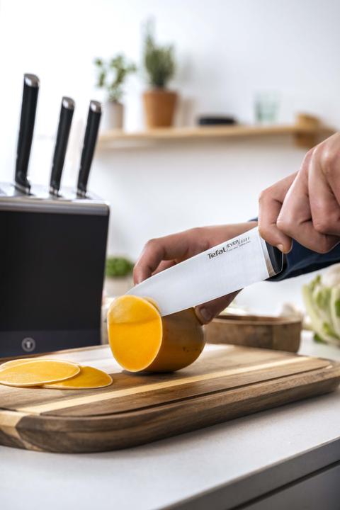 Actual product image Tefal EverSharp Pro 5-teiliges Messer-Set mit selbstschärfendem Messerblock