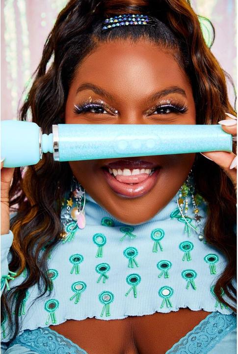 Actual product image Le Wand Petite All That Glimmers Rechargeable Vibrating Massager Blue