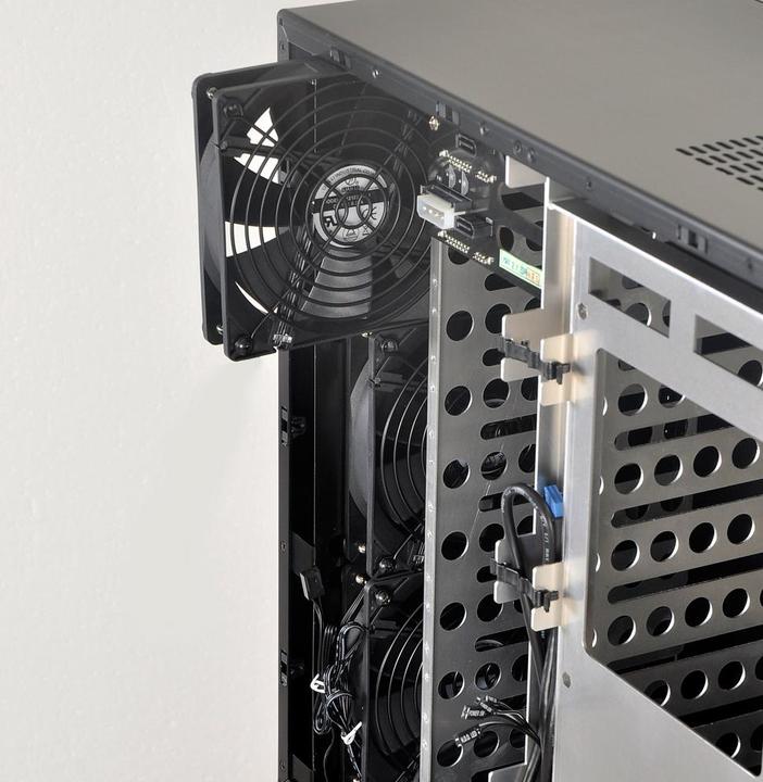 Actual product image Lian-Li Pc-Q26b (Mini-ITX)