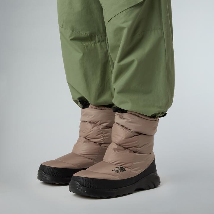 Actual product image North Face Nuptse Traction (39)