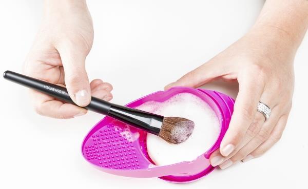 Actual product image Cosmetic Brush Cleaning Tray