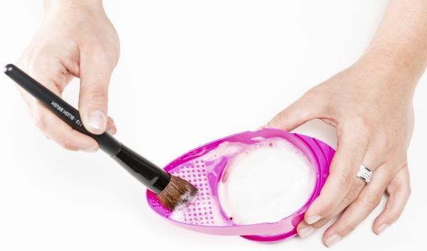 Actual product image Cosmetic Brush Cleaning Tray