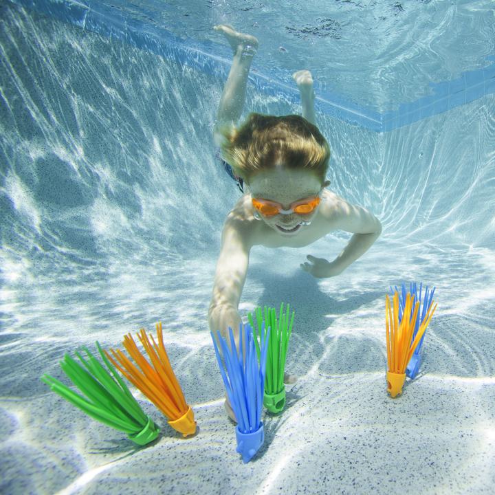 Actual product image Swimways SquiDivers