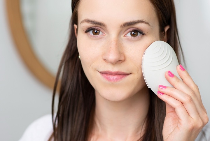 Actual product image Concept Sonivibe - Sonic Cleansing Face Brush -