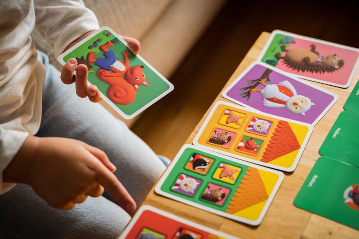 Produktbild Nathan Jeux de Cartes Jeu de cartes Au loup! Kartenspiel Collectible (Multilingual, 1 - 4 Spieler)