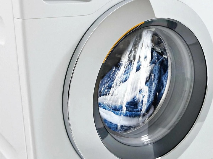 Actual product image Miele WCR 800-90 CH (9 kg, Right, CH plug)